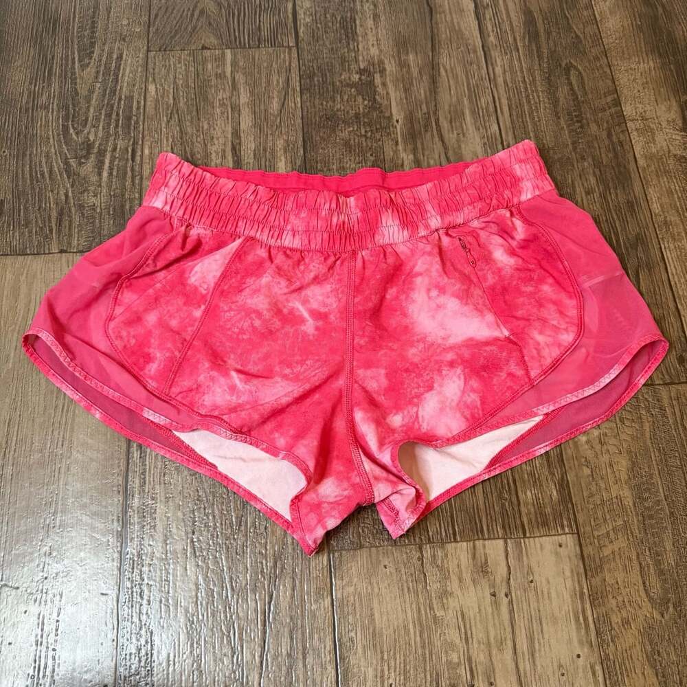 Lululemon Hotty Hot Shorts Pink Tie Dye 2.5” Size 8